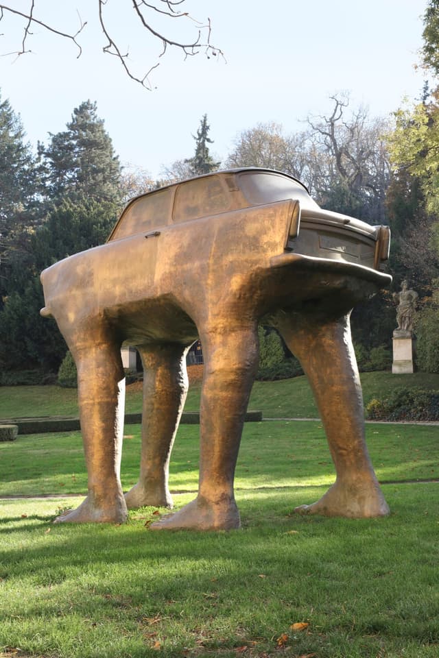 “Quo Vadisˮ (Trabant) — Embassy of Germany — photo 1 of 2