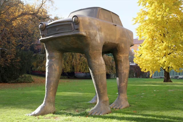 “Quo Vadisˮ (Trabant) — Embassy of Germany — photo 2 of 2