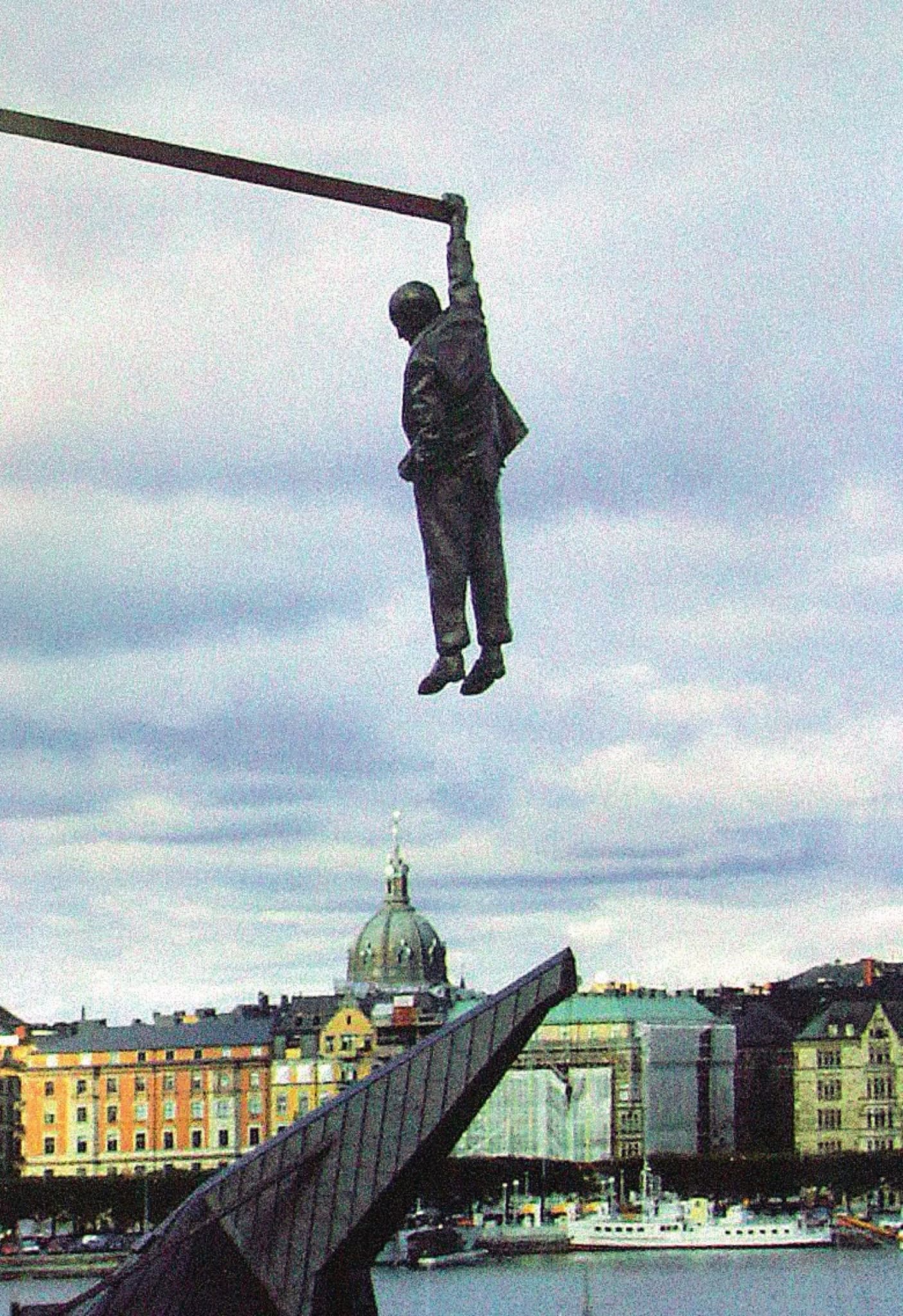 Man Hanging Out — gallery image 2